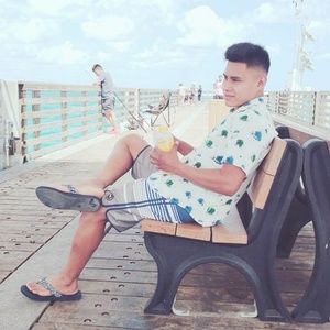 Meet your Posher, Whaily vidal